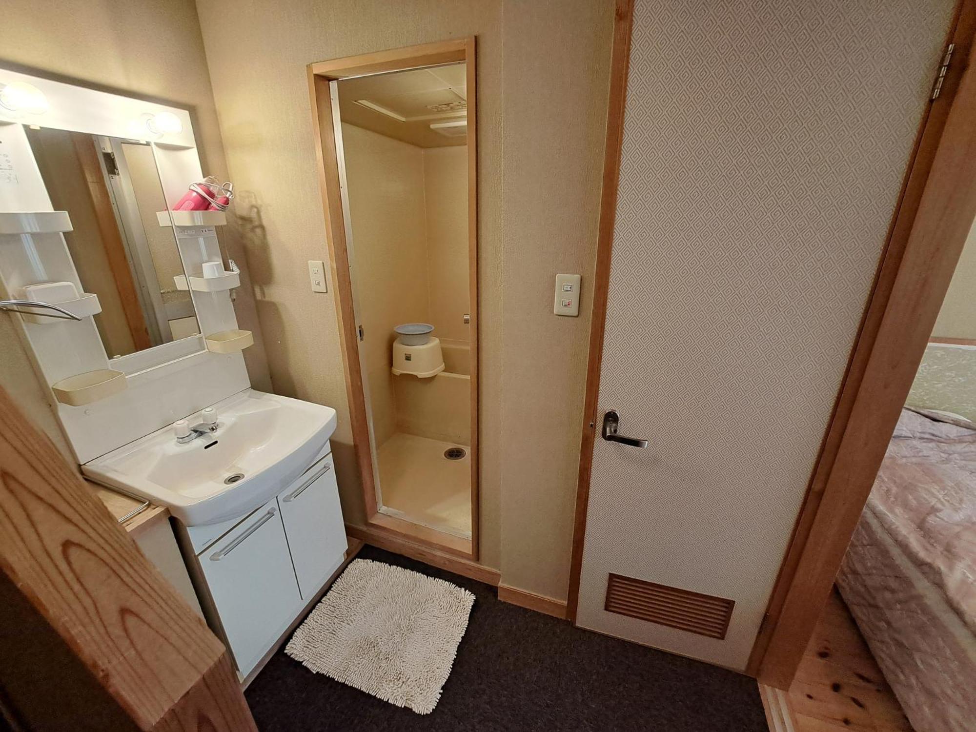 Minshuku Inn Shirahama Ekinoyado Bagian luar foto